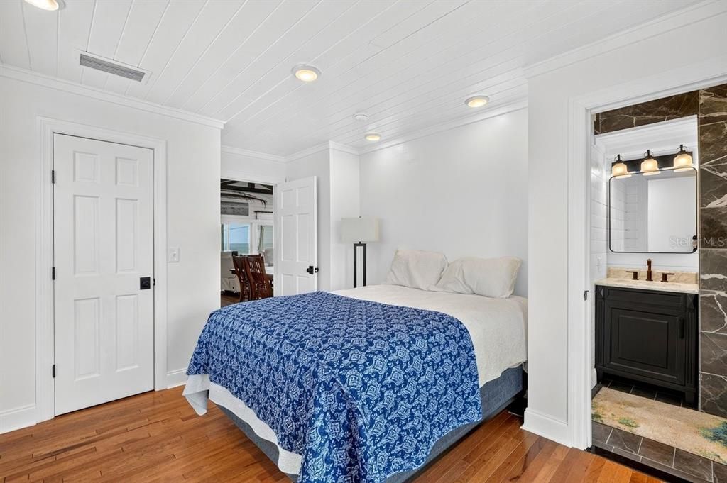 En Venta: $1,989,500 (4 camas, 4 baños, 2181 Pies cuadrados)