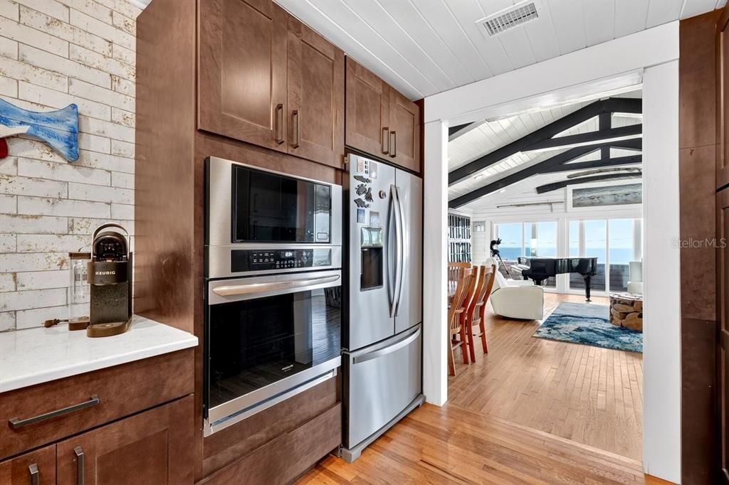 En Venta: $1,989,500 (4 camas, 4 baños, 2181 Pies cuadrados)
