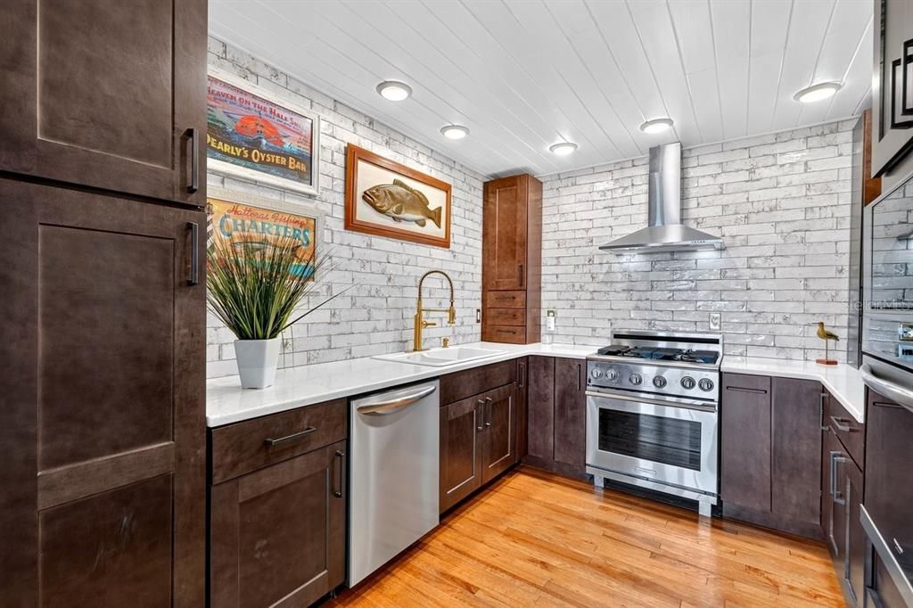 En Venta: $1,989,500 (4 camas, 4 baños, 2181 Pies cuadrados)