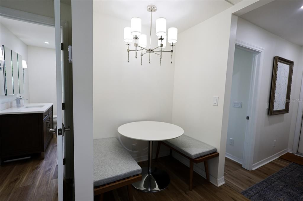 For Sale: $335,000 (3 beds, 1 baths, 768 Square Feet)