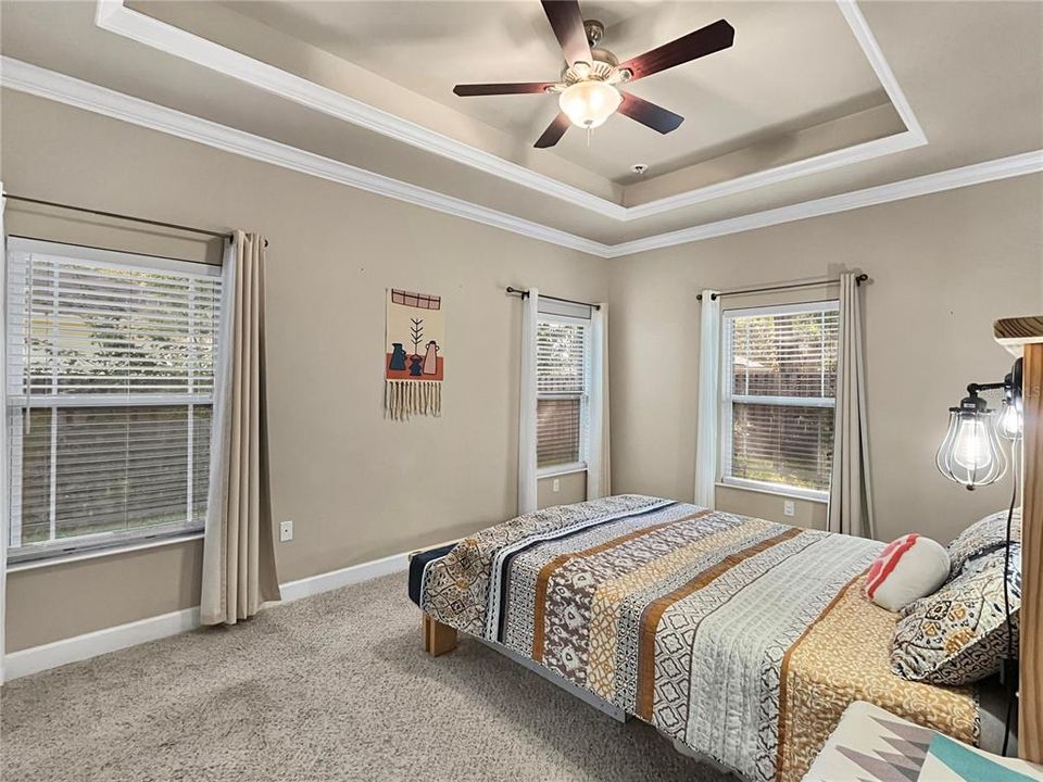 Activo con contrato: $349,990 (3 camas, 2 baños, 1686 Pies cuadrados)