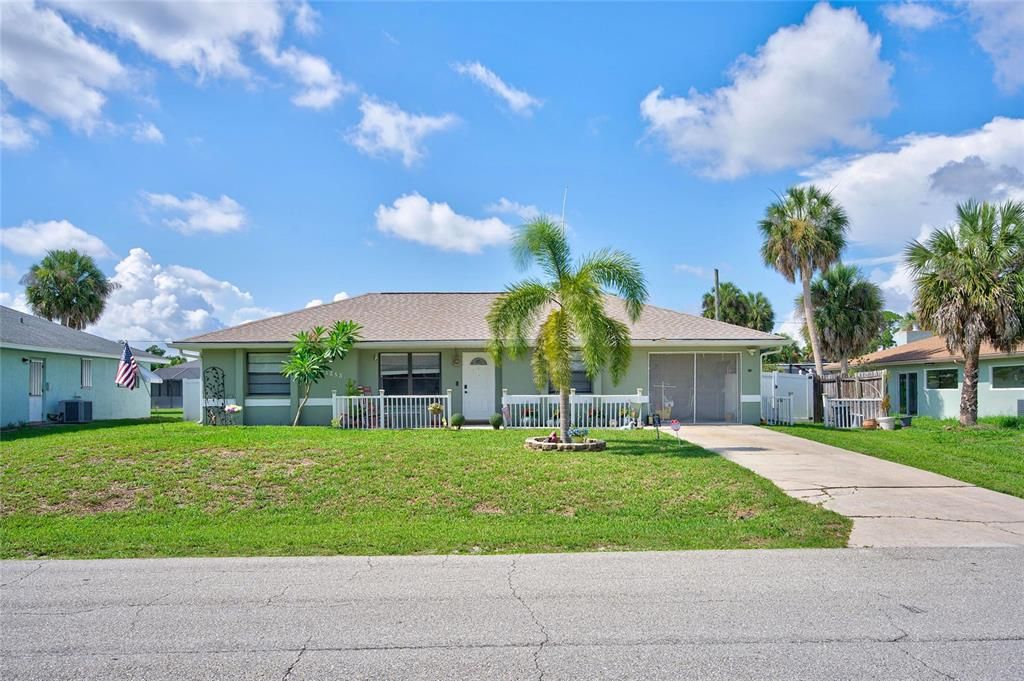 Active With Contract: $240,000 (3 beds, 2 baths, 1331 Square Feet)