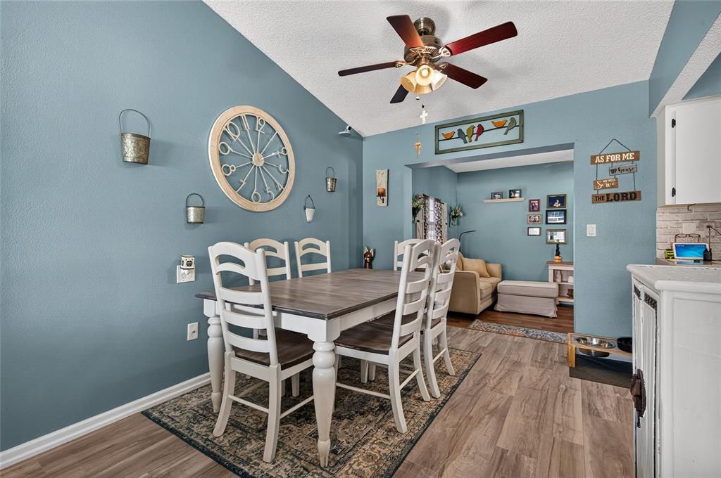 Active With Contract: $240,000 (3 beds, 2 baths, 1331 Square Feet)