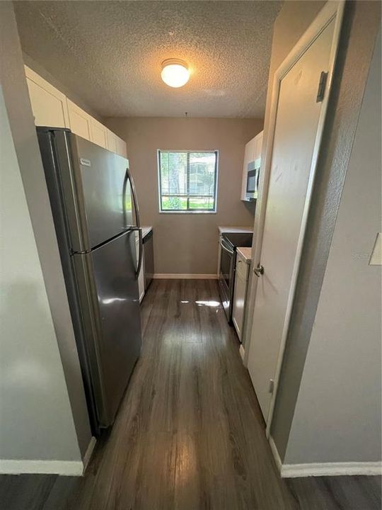 For Rent: $1,250 (1 beds, 1 baths, 666 Square Feet)