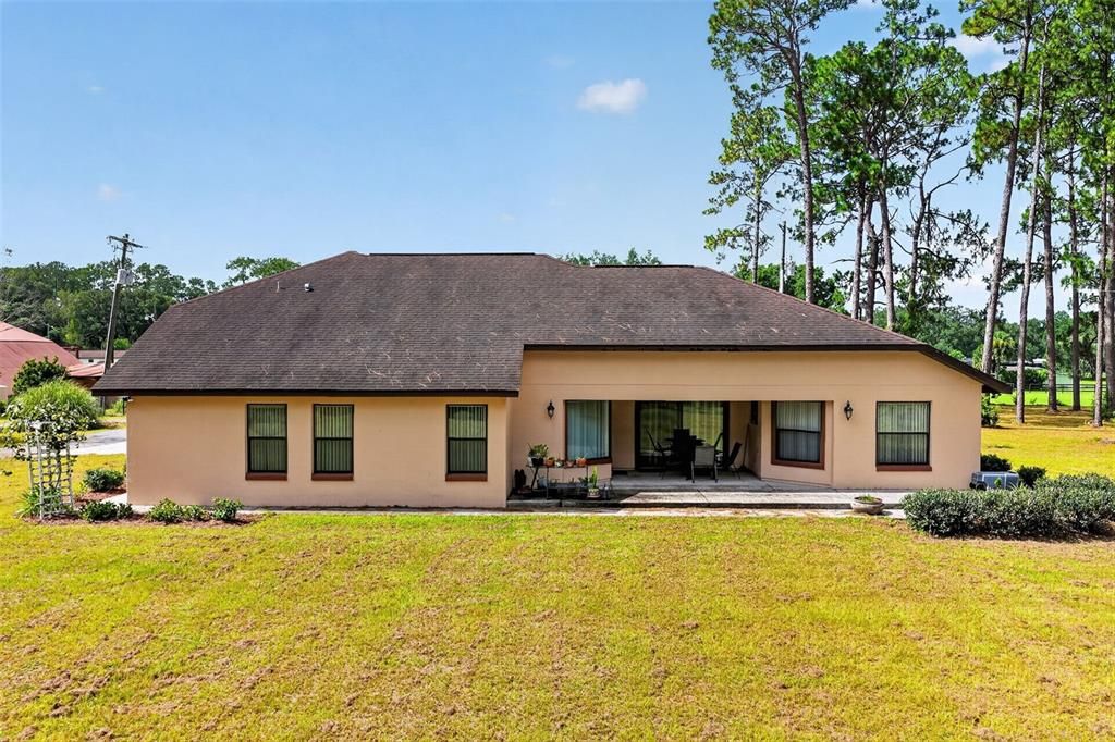 For Sale: $1,083,000 (3 beds, 2 baths, 2958 Square Feet)