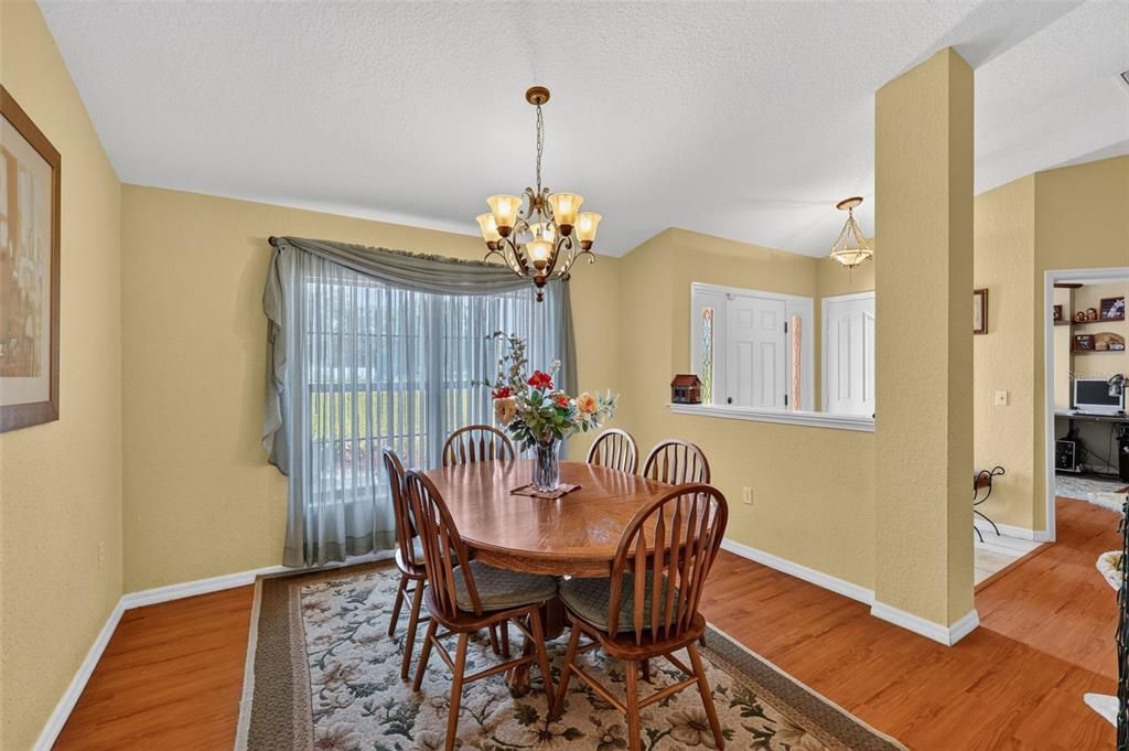 For Sale: $1,083,000 (3 beds, 2 baths, 2958 Square Feet)