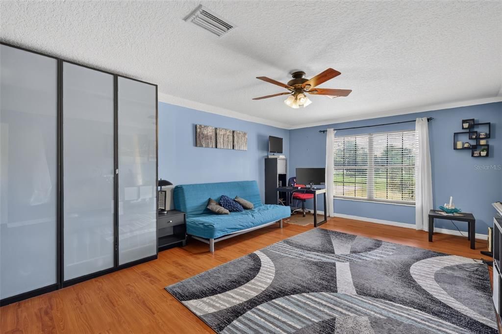 For Sale: $1,083,000 (3 beds, 2 baths, 2958 Square Feet)