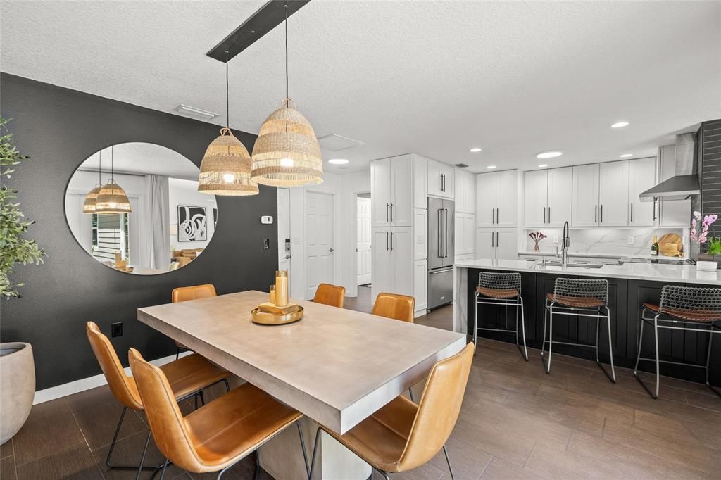 For Sale: $595,000 (3 beds, 2 baths, 1328 Square Feet)