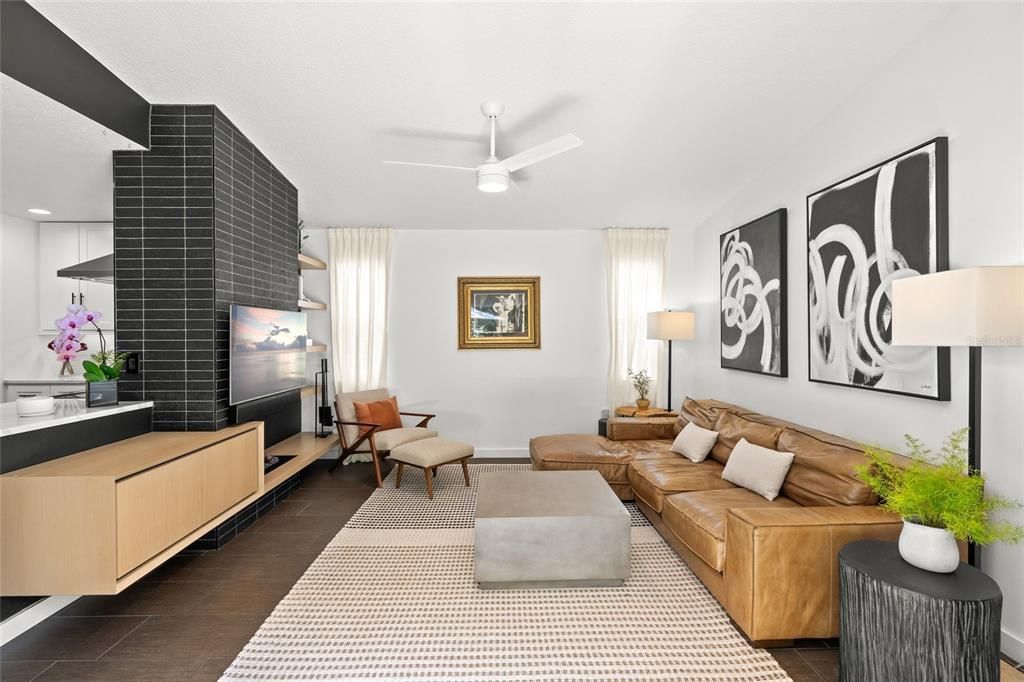 For Sale: $595,000 (3 beds, 2 baths, 1328 Square Feet)