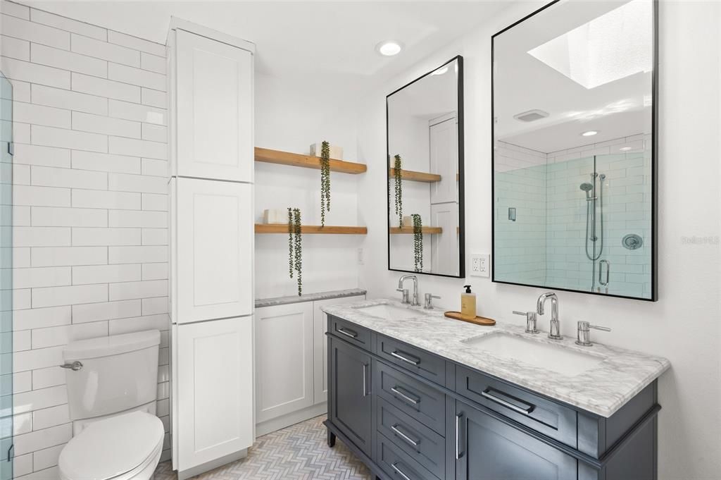 For Sale: $595,000 (3 beds, 2 baths, 1328 Square Feet)