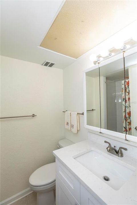 For Sale: $119,000 (2 beds, 2 baths, 1088 Square Feet)