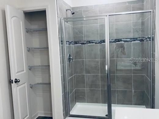В аренду: $2,000 (3 спален, 2 ванн, 1607 Квадратных фут)