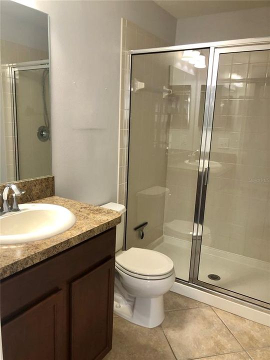 В аренду: $1,700 (2 спален, 2 ванн, 1088 Квадратных фут)
