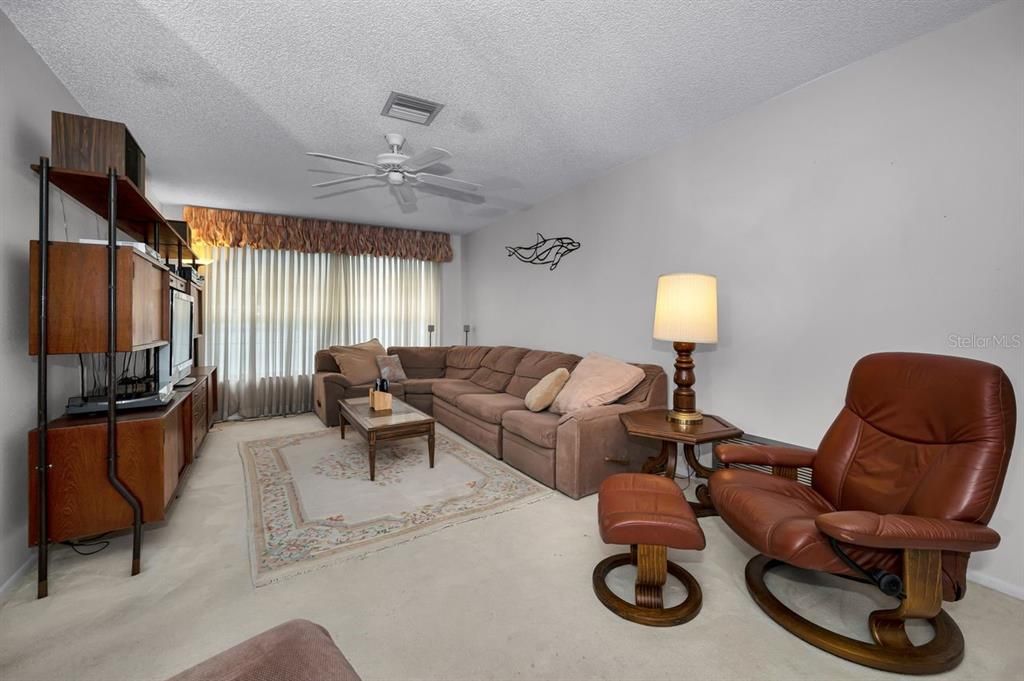 For Sale: $579,000 (4 beds, 2 baths, 1857 Square Feet)