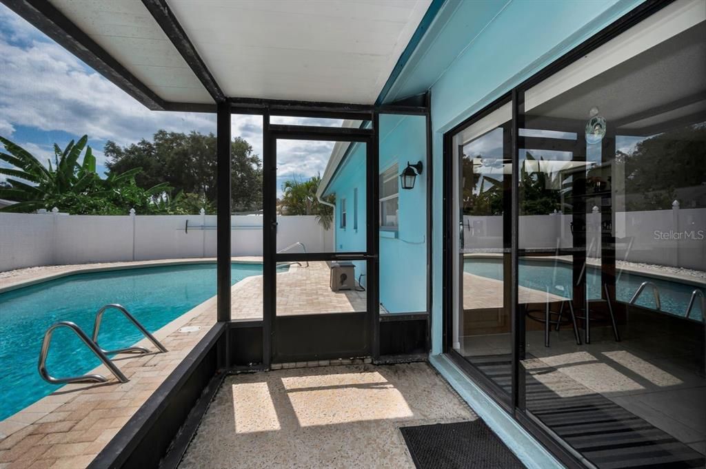 For Sale: $579,000 (4 beds, 2 baths, 1857 Square Feet)