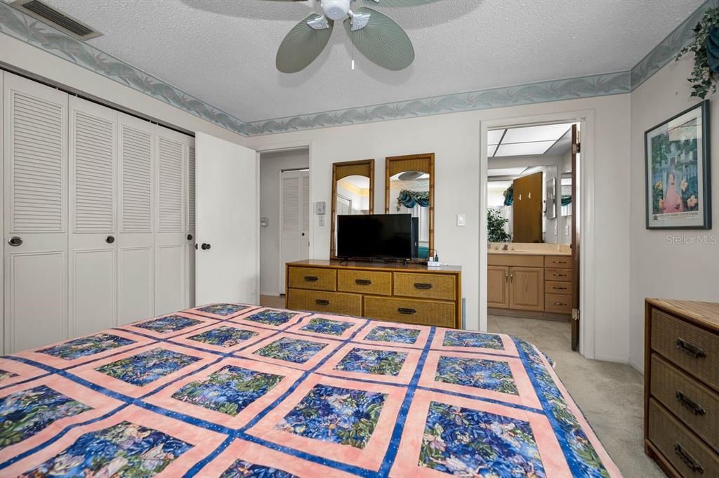 For Sale: $579,000 (4 beds, 2 baths, 1857 Square Feet)