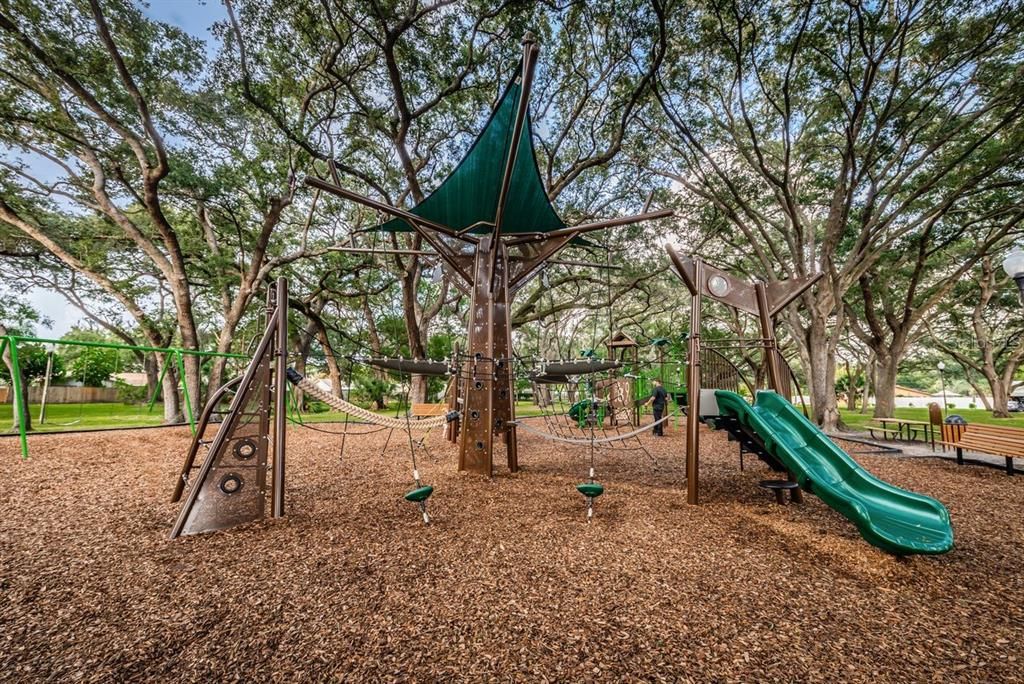 For Sale: $579,000 (4 beds, 2 baths, 1857 Square Feet)