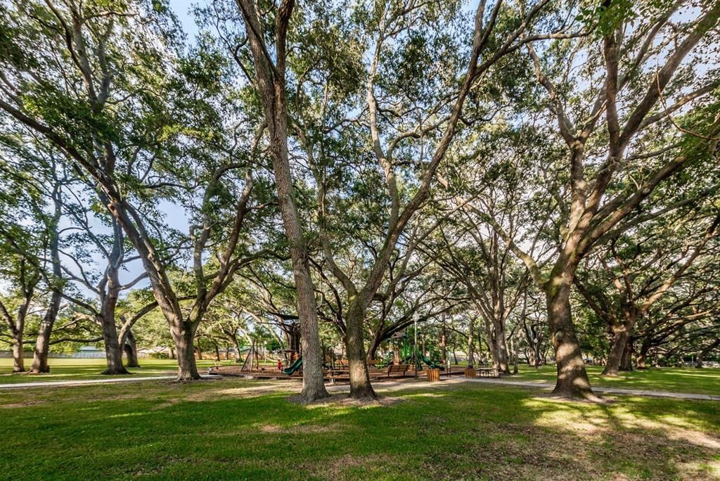 For Sale: $579,000 (4 beds, 2 baths, 1857 Square Feet)