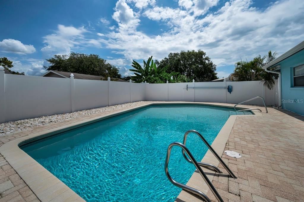 For Sale: $579,000 (4 beds, 2 baths, 1857 Square Feet)