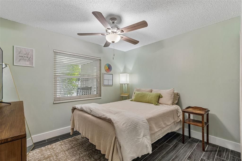 Activo con contrato: $289,000 (2 camas, 2 baños, 1470 Pies cuadrados)