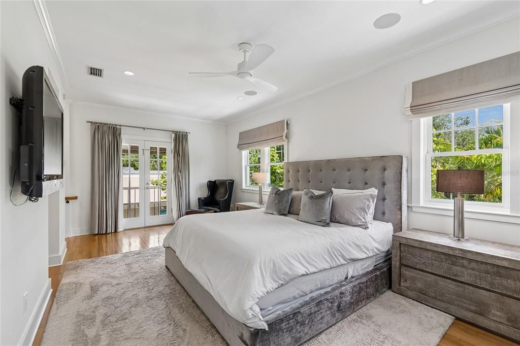 Activo con contrato: $1,825,000 (3 camas, 3 baños, 2175 Pies cuadrados)
