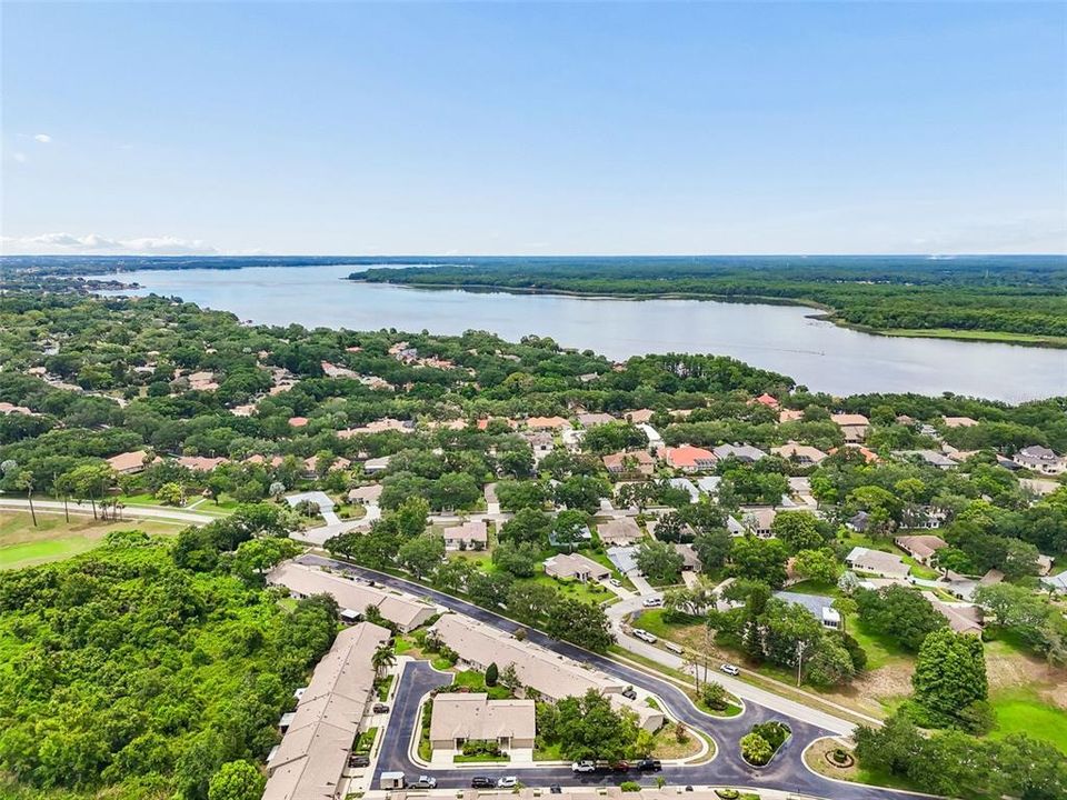 For Sale: $335,000 (2 beds, 2 baths, 1280 Square Feet)