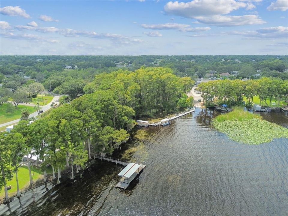 For Sale: $335,000 (2 beds, 2 baths, 1280 Square Feet)