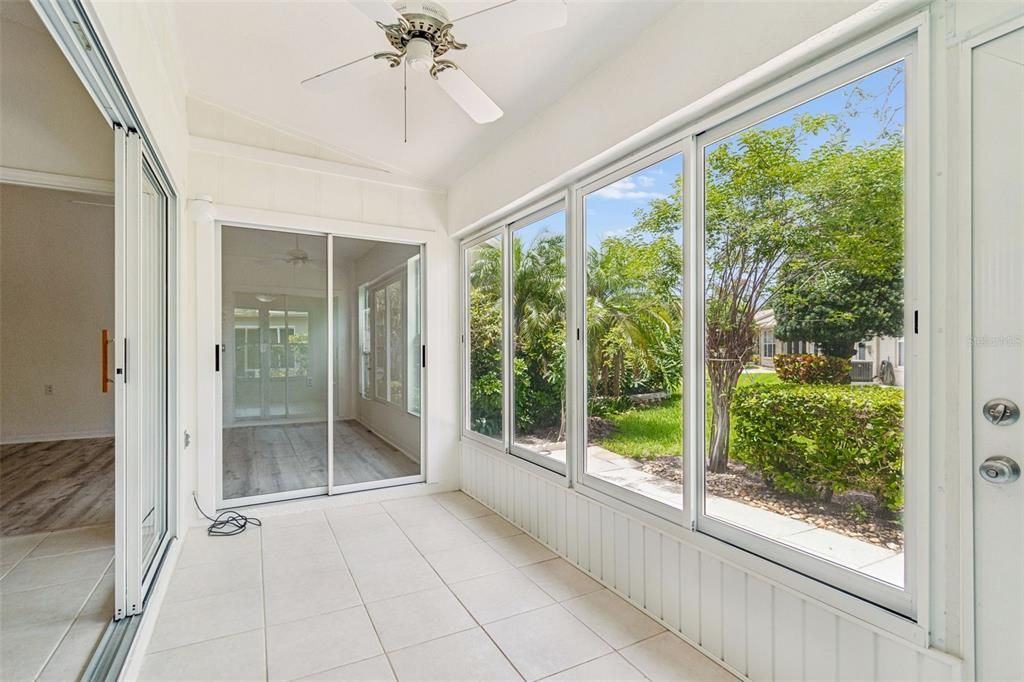 For Sale: $335,000 (2 beds, 2 baths, 1280 Square Feet)