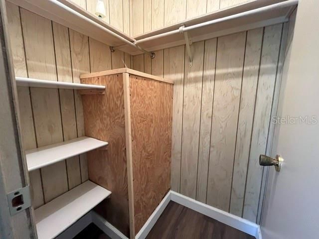 For Sale: $129,129 (2 beds, 2 baths, 871 Square Feet)