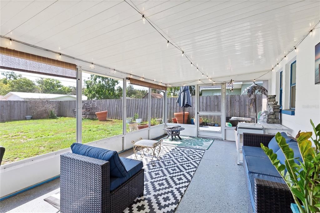 For Sale: $350,000 (3 beds, 2 baths, 1420 Square Feet)