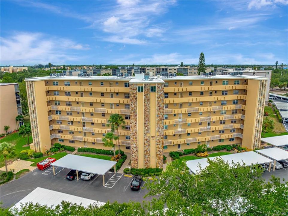 For Sale: $174,900 (2 beds, 2 baths, 1104 Square Feet)