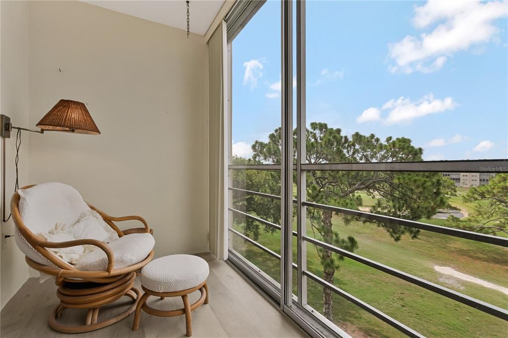 For Sale: $174,900 (2 beds, 2 baths, 1104 Square Feet)