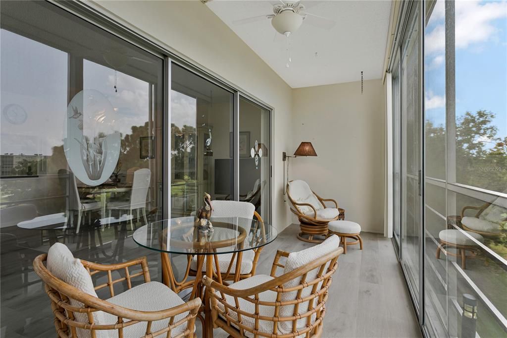 For Sale: $174,900 (2 beds, 2 baths, 1104 Square Feet)