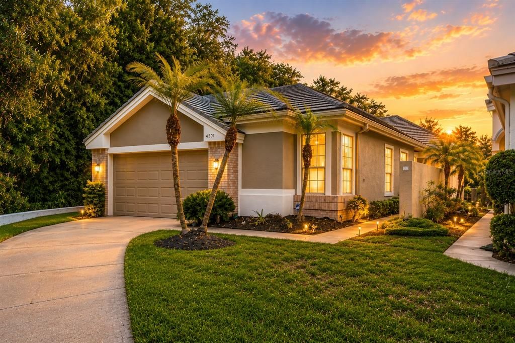 For Sale: $473,000 (3 beds, 2 baths, 1737 Square Feet)