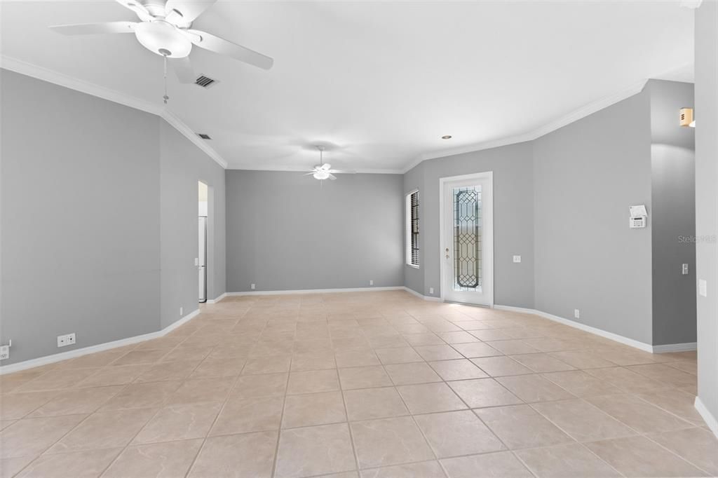 For Sale: $473,000 (3 beds, 2 baths, 1737 Square Feet)
