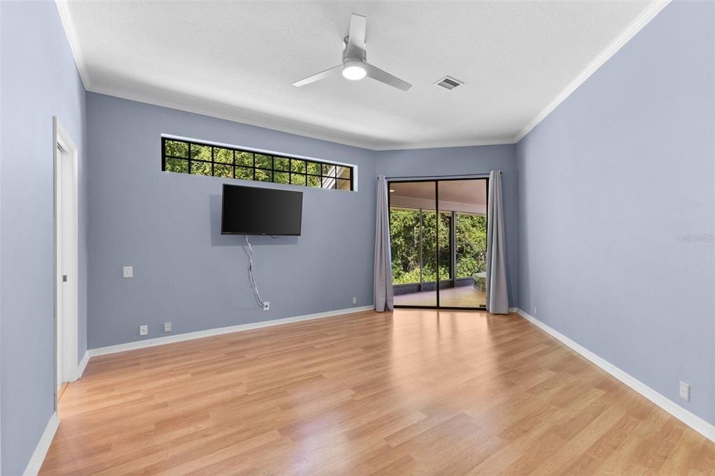 For Sale: $473,000 (3 beds, 2 baths, 1737 Square Feet)