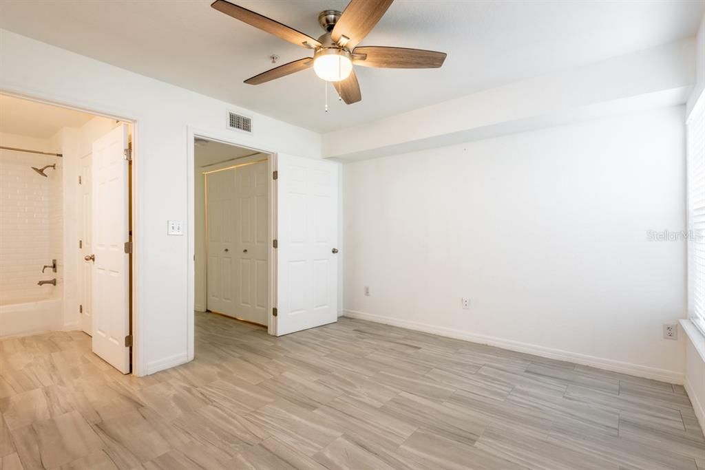 En Venta: $205,000 (2 camas, 2 baños, 1104 Pies cuadrados)