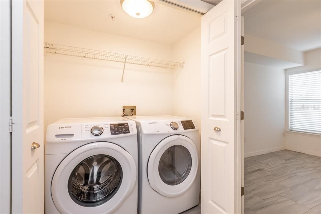 En Venta: $205,000 (2 camas, 2 baños, 1104 Pies cuadrados)