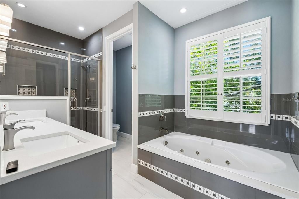 En Venta: $825,000 (4 camas, 4 baños, 2741 Pies cuadrados)
