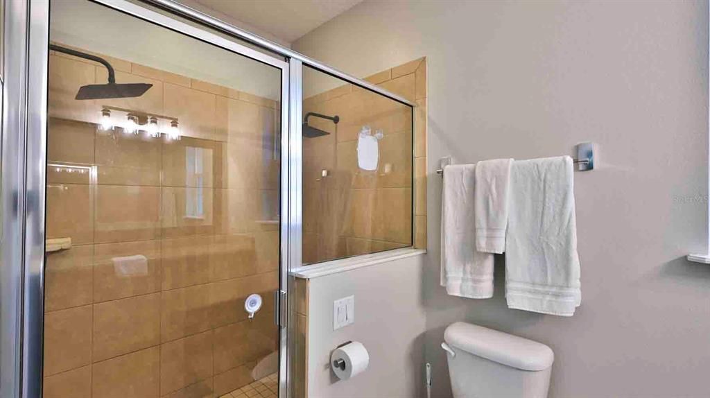 For Sale: $309,000 (3 beds, 2 baths, 1327 Square Feet)