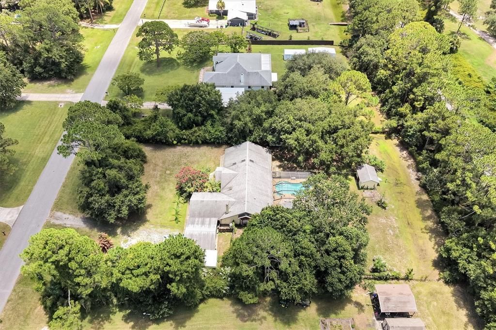 For Sale: $499,999 (4 beds, 4 baths, 2376 Square Feet)