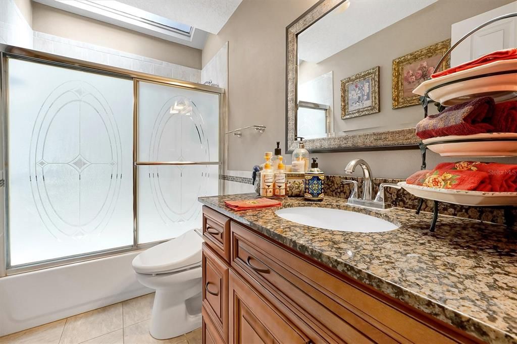 For Sale: $499,999 (4 beds, 4 baths, 2376 Square Feet)