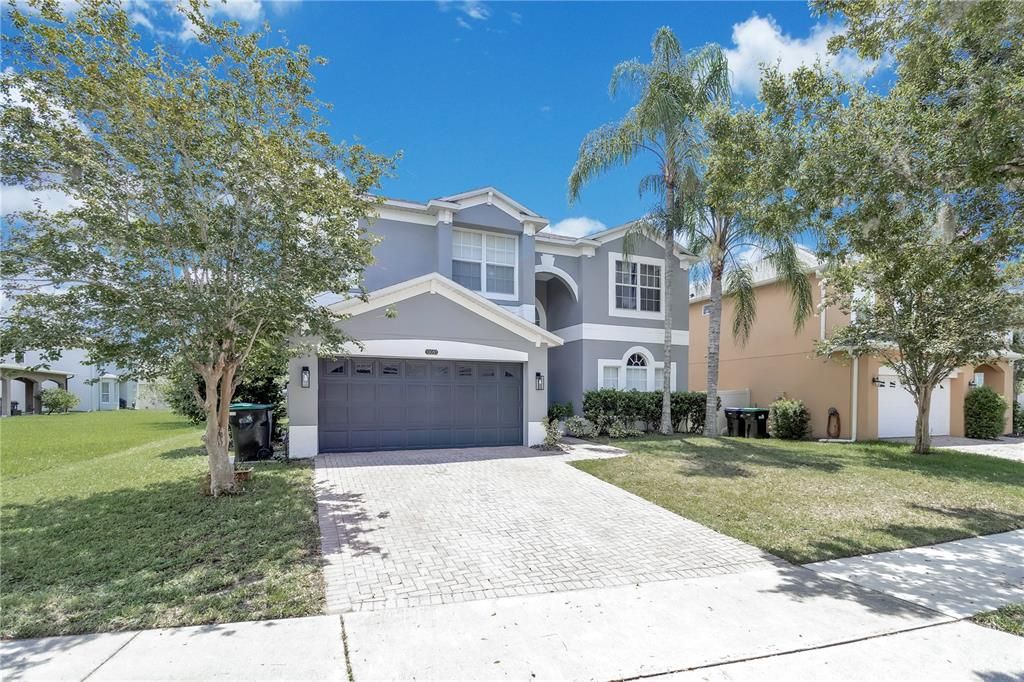 En Venta: $650,000 (5 camas, 3 baños, 3420 Pies cuadrados)