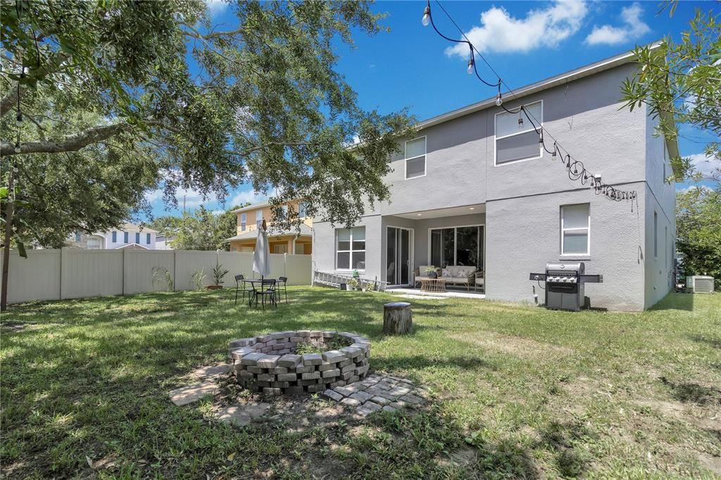 En Venta: $650,000 (5 camas, 3 baños, 3420 Pies cuadrados)