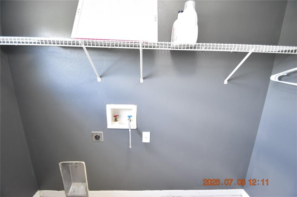 For Rent: $2,395 (3 beds, 2 baths, 1884 Square Feet)