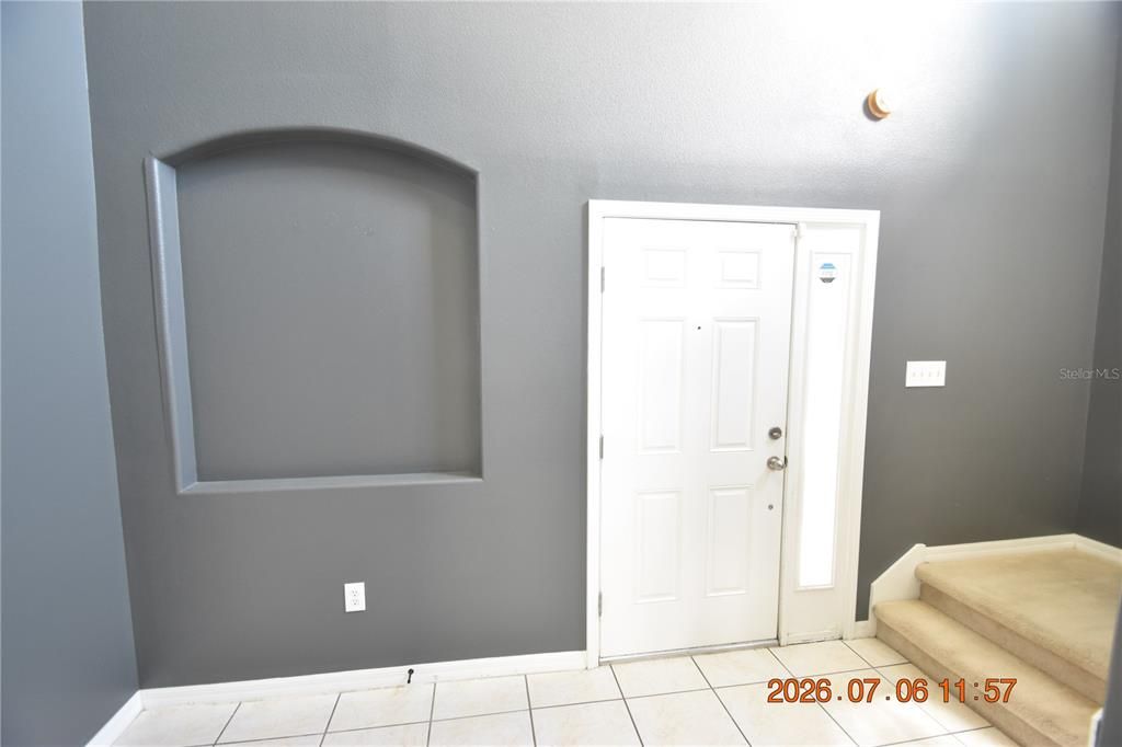 For Rent: $2,395 (3 beds, 2 baths, 1884 Square Feet)