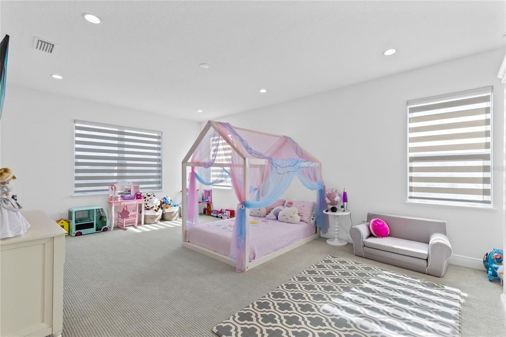 En Renta: $12,950 (6 camas, 5 baños, 4960 Pies cuadrados)