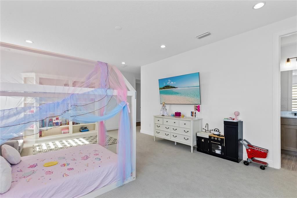 En Renta: $12,950 (6 camas, 5 baños, 4960 Pies cuadrados)
