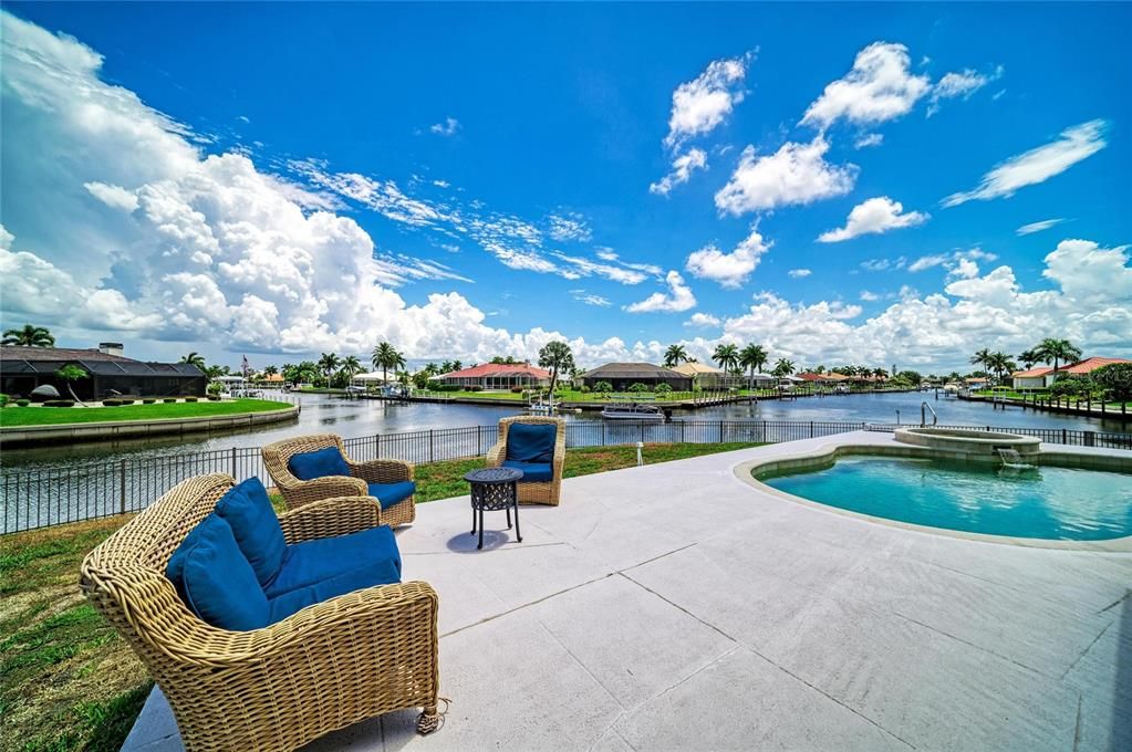 En Venta: $1,199,900 (3 camas, 2 baños, 2284 Pies cuadrados)