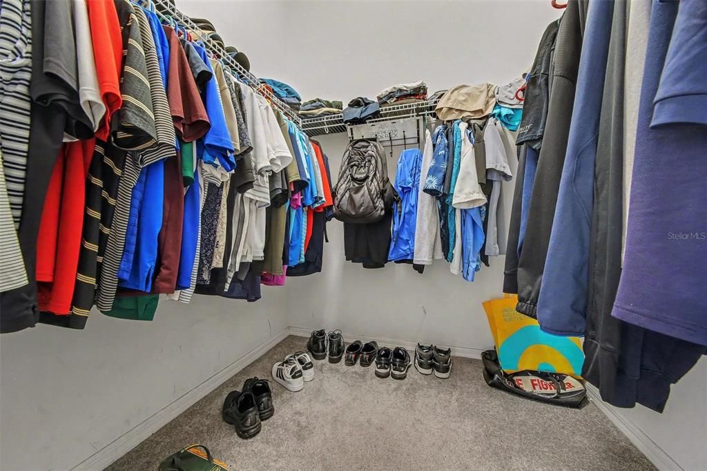 For Sale: $349,000 (2 beds, 2 baths, 1565 Square Feet)